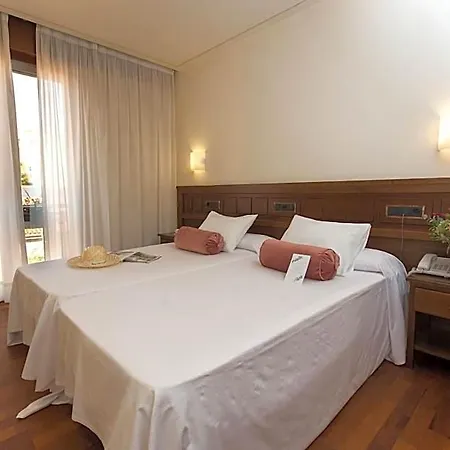 Garelos Hotel 2*