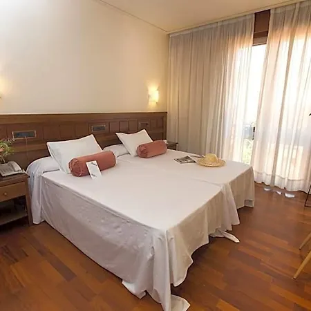 Garelos Hotel