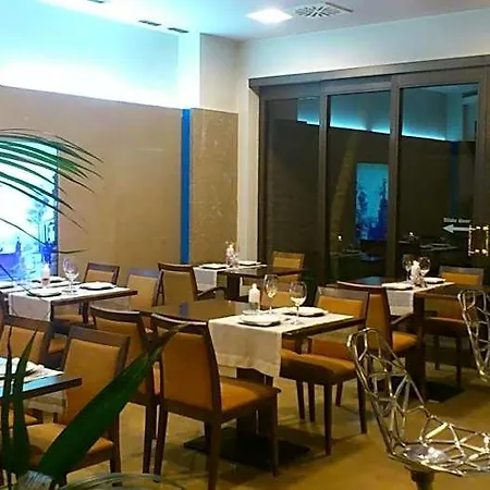 Garelos Hotel