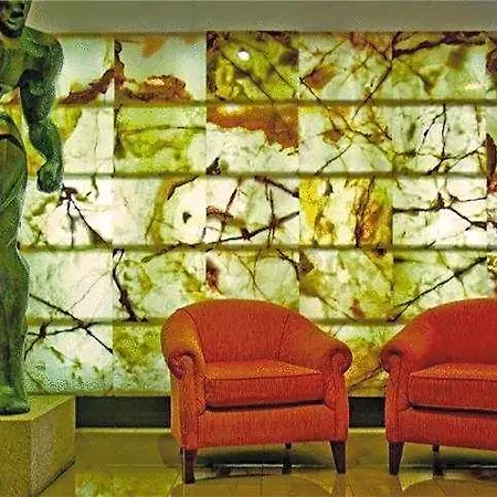 Hotel Garelos 2*