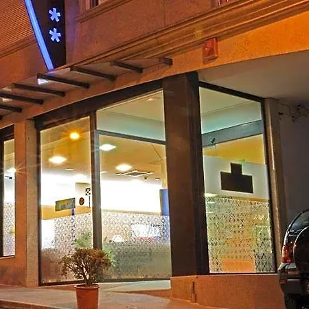 Garelos Hotel 2*